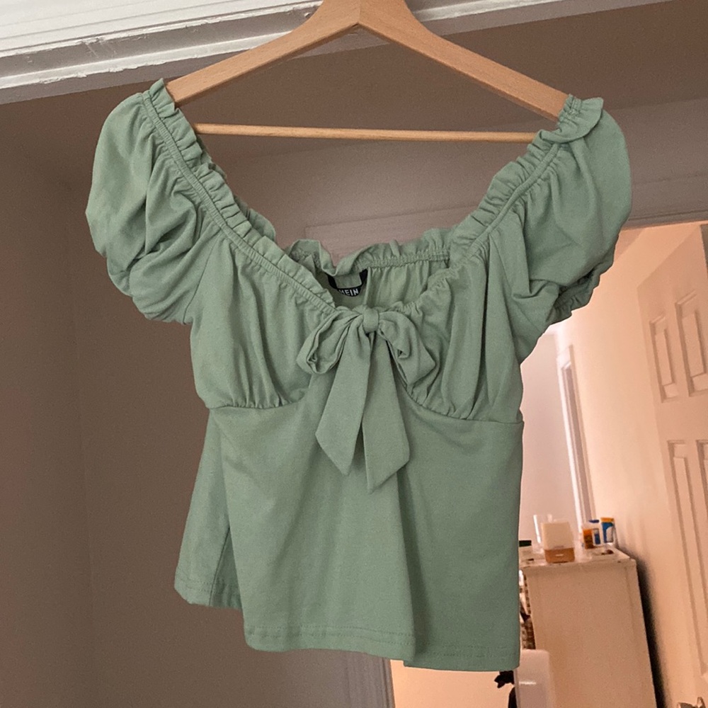 Women’s Blouse